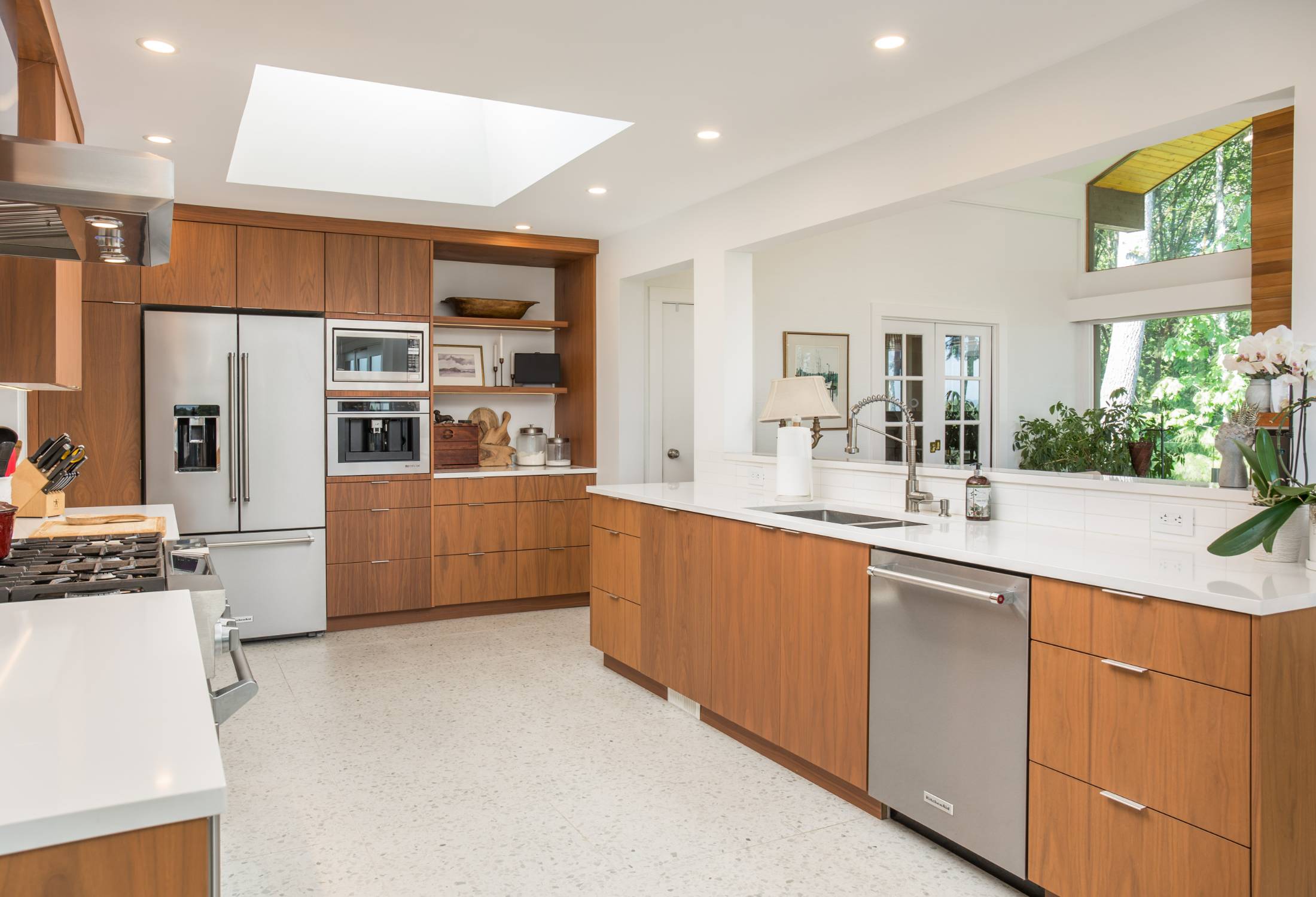 1040 Palmerston Ave WEST VAN 13