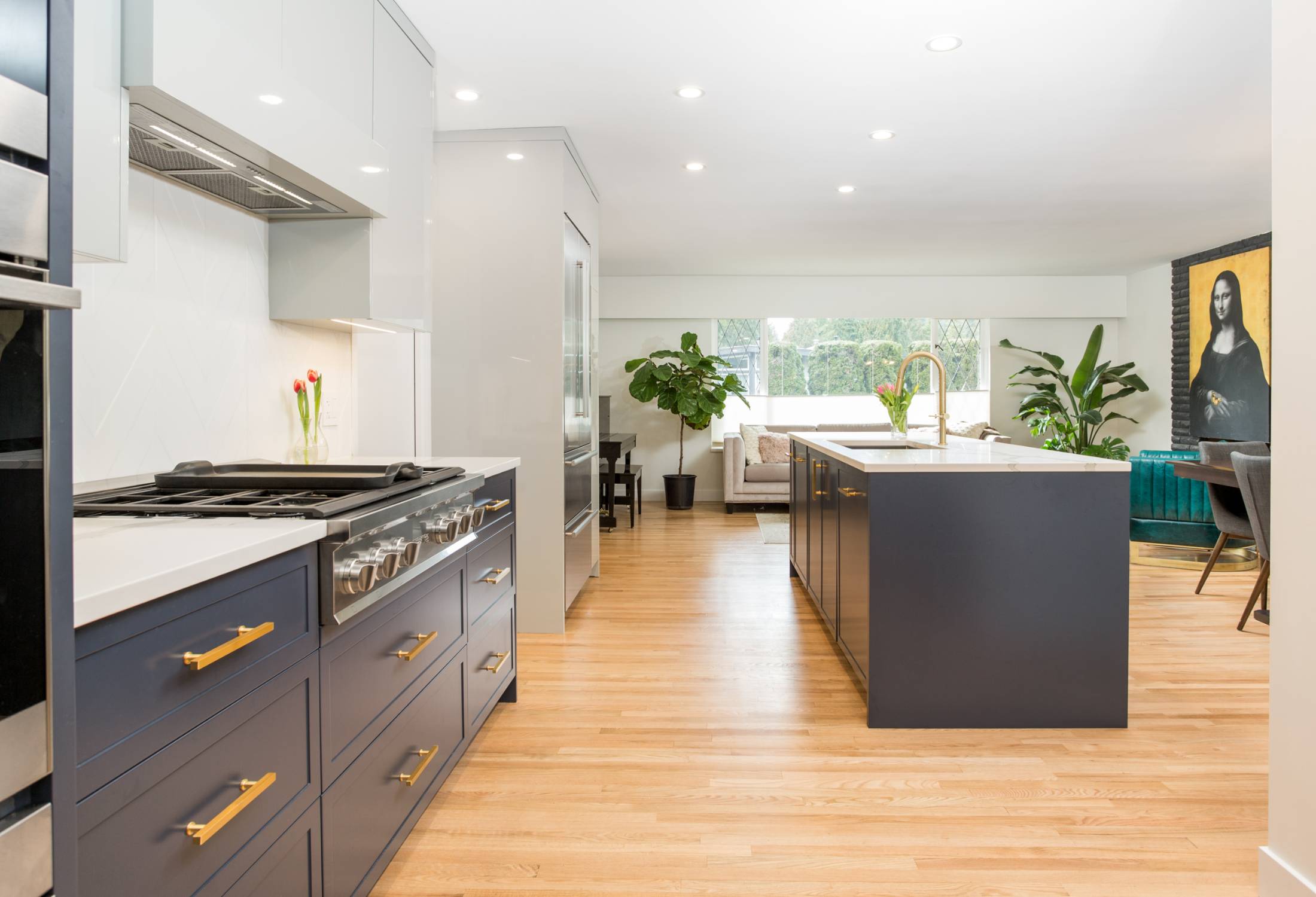 K.D.4432 Jerome Place N VAN 2